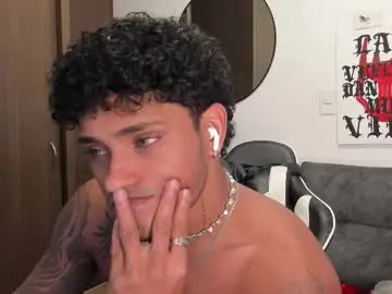 Chaturbate Best live sex cam show of alessandro_vanni