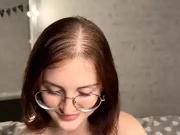 Chaturbate Watch Live Sex Cams of eleniswackhammer