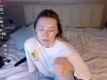 Chaturbate Live Sex Cam of brenda_m00n