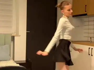 Chaturbate Live Sex Cam of camila_cutie