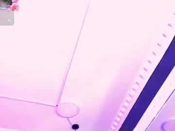 Chaturbate Best live sex cam show of skylerbloom