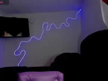 Chaturbate Adult Webcams of lili_evanss