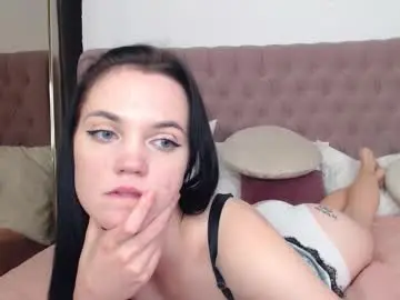 Chaturbate Sex Cam of camila_777_