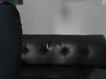 Chaturbate Live Sex Cam of liam9__