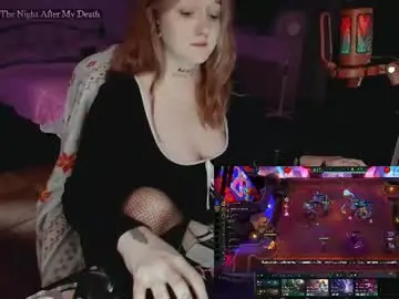 Chaturbate Free Live Porn of raiingurl