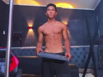 Chaturbate Live Sex Cam of yoel_blessed
