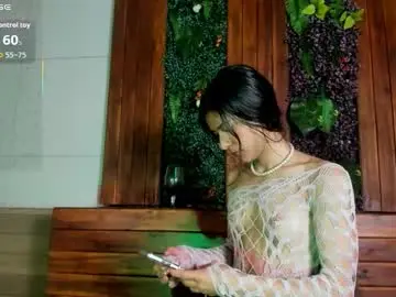 Chaturbate Free Porn Cam of ema_luna_