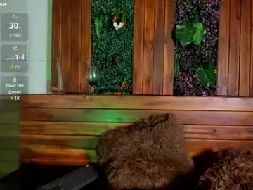 Chaturbate Sex Chat of ema_luna_