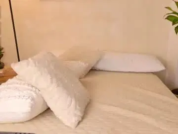 Chaturbate Free Live Porn of mia_white11