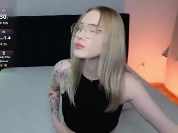 Chaturbate Watch Live Sex Cams of nanami_v02