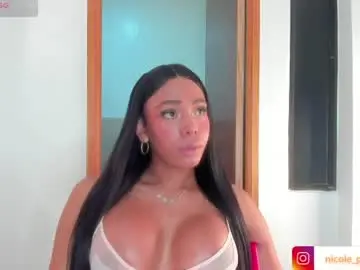 Chaturbate Adult Webcam of nicoleparadise_