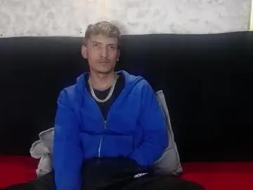 Chaturbate Nude Webcam of savagelover_