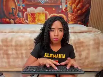 Chaturbate Best live sex cam show of lia_16_