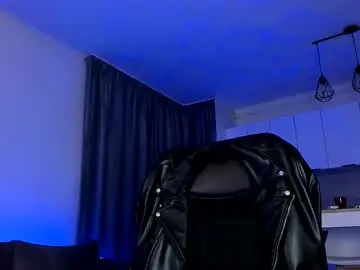 Chaturbate Sex Cam of paris_lock