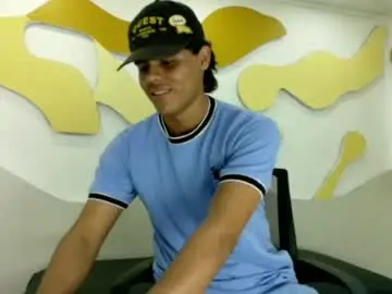 Chaturbate Free Porn Cam of damianfrostt