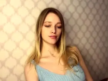 Chaturbate Nude Webcam of darlingdarinka