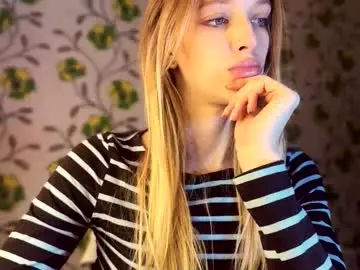 Chaturbate Nude Webcam of darlingdarinka