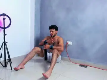 Chaturbate Live Sex Cam of juanbladde