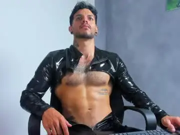 Chaturbate Live Sex Cam of juanbladde