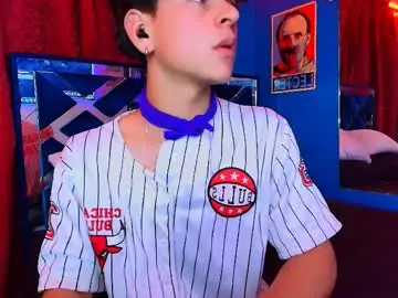 Chaturbate Watch Live Sex Cams of luke_howland