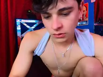 Chaturbate Live Sex Cam of luke_howland