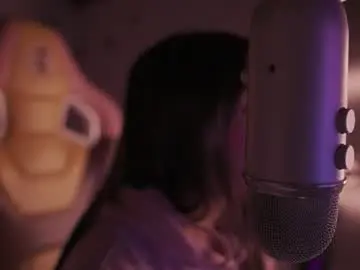 Chaturbate Live Sex Cam of mavy_