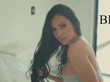 Chaturbate Sex Chat of emiilycampbell