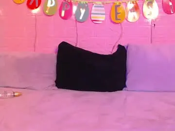 Chaturbate Free Live Porn of iris_joi