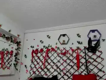 Chaturbate Sex Chat of temptatioon_