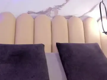 Chaturbate Live Sex Cam of vittoria__rossi