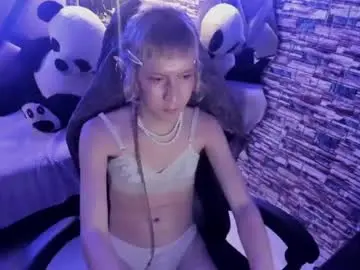 Chaturbate Free Porn Cam of vivienne_hadid