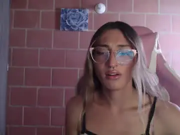 Chaturbate Free Live Porn of andrea_camila