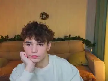 Chaturbate Live Sex Cam of boicute