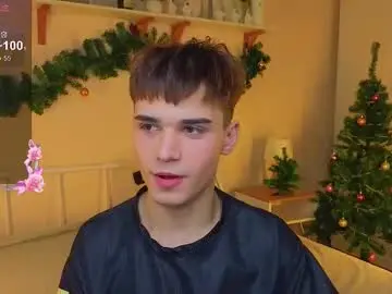 Chaturbate Live Sex Cam of boicute