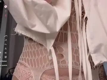 Chaturbate Live Sex Cam of evas_soul