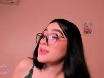 Chaturbate Nude Webcam of angeel_fox