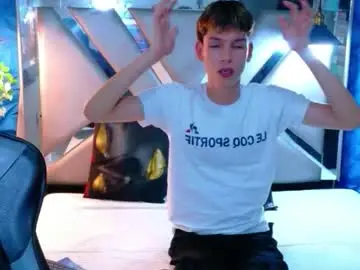 Chaturbate Best live sex cam show of liam_green1