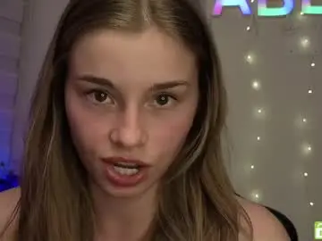 Chaturbate Watch Live Sex Cams of roxxxie_reid