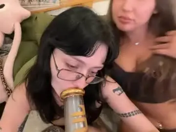 Chaturbate Live Sex of bbycris03