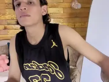 Chaturbate Best live sex cam show of luciferr_20