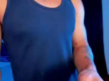 Chaturbate Live Sex Cam of collins_emmett