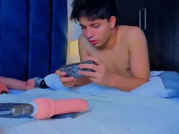 Chaturbate Sex Cam of issac_james