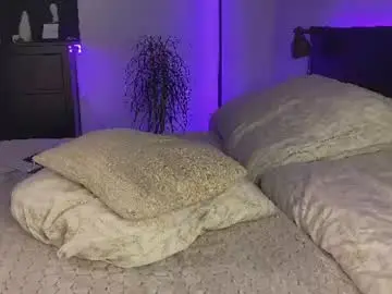 Chaturbate Live Sex Cam of dalmatian_girl