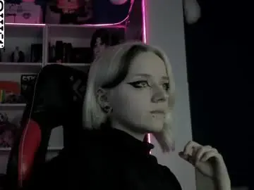 Chaturbate Nude Webcam of holy_mistresss