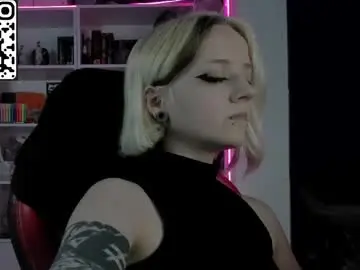 Chaturbate Free Porn Cam of holy_mistresss