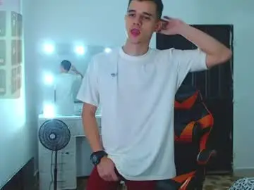 Chaturbate Live Sex Cam of adam_hot11