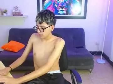 Chaturbate Watch Live Sex Cams of alexcum_18