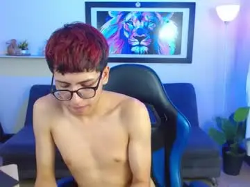 Chaturbate Live Porn of alexcum_18
