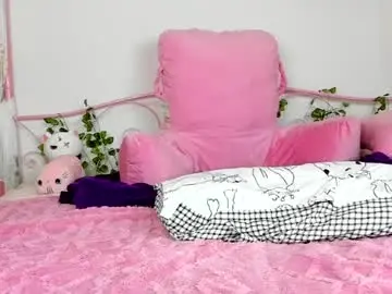 Chaturbate Live Sex of lily_holy69