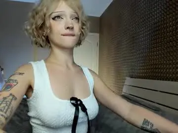 Chaturbate Watch Live Sex Cams of milinamarvelous